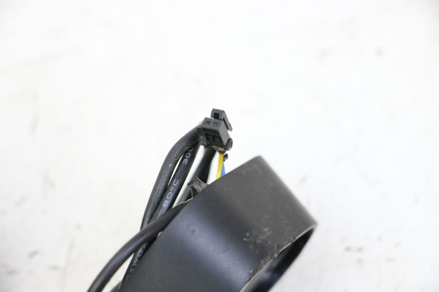 photo de CLIGNOTANT ARRIERE SEGWAY NINEBOT F65I 1