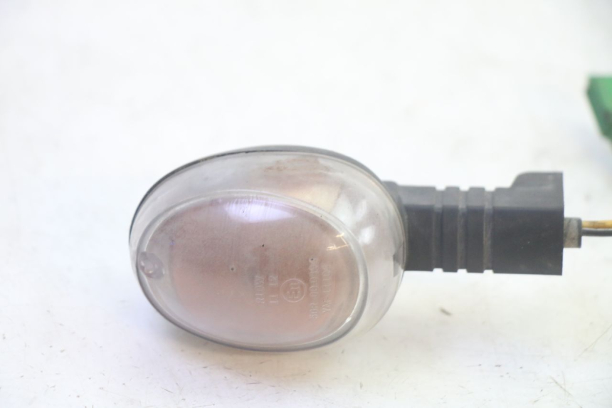 photo de CLIGNOTANT ARRIERE GAUCHE MBK BOOSTER SPIRIT 50 (2004 - 2017) - Zoom état d’usage