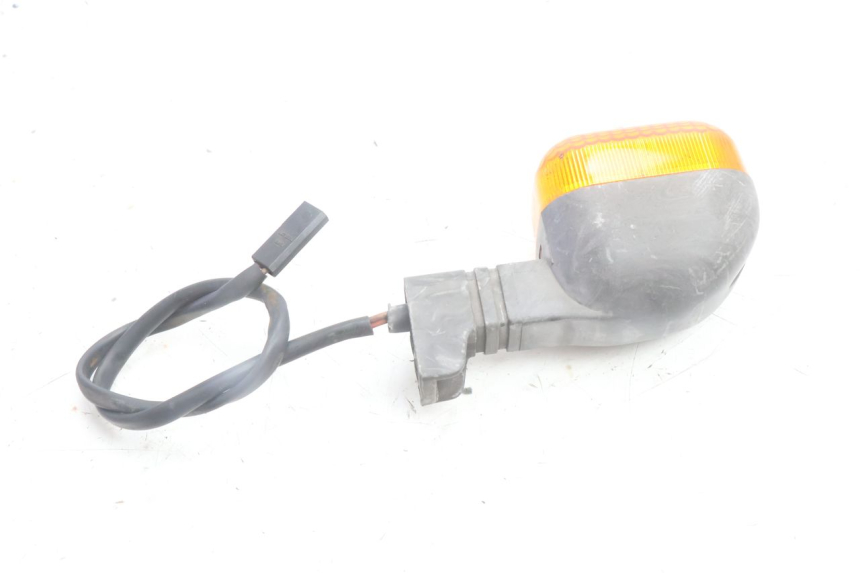 photo de CLIGNOTANT ARRIERE GAUCHE BMW C1 125 (2000 - 2003) - Autre angle de vue