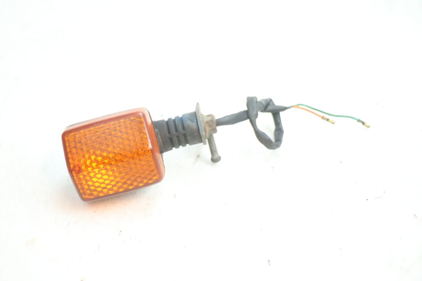 photo de CLIGNOTANT ARRIERE GAUCHE HONDA CB TWO FIFTY 250 (1991 - 2002) - Vue principale