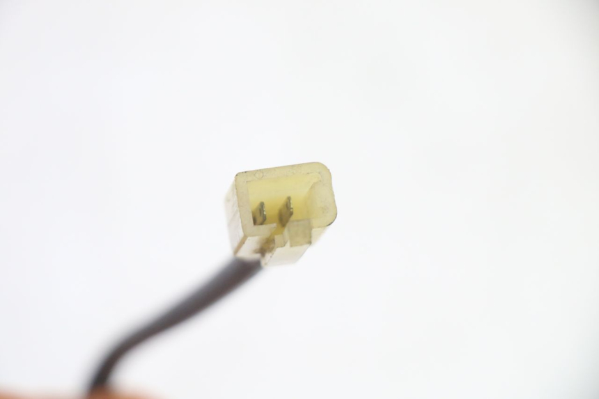 photo de CLIGNOTANT ARRIERE GAUCHE KAWASAKI GPZ RX 1000 (1986 - 1988) - Vue d’ensemble