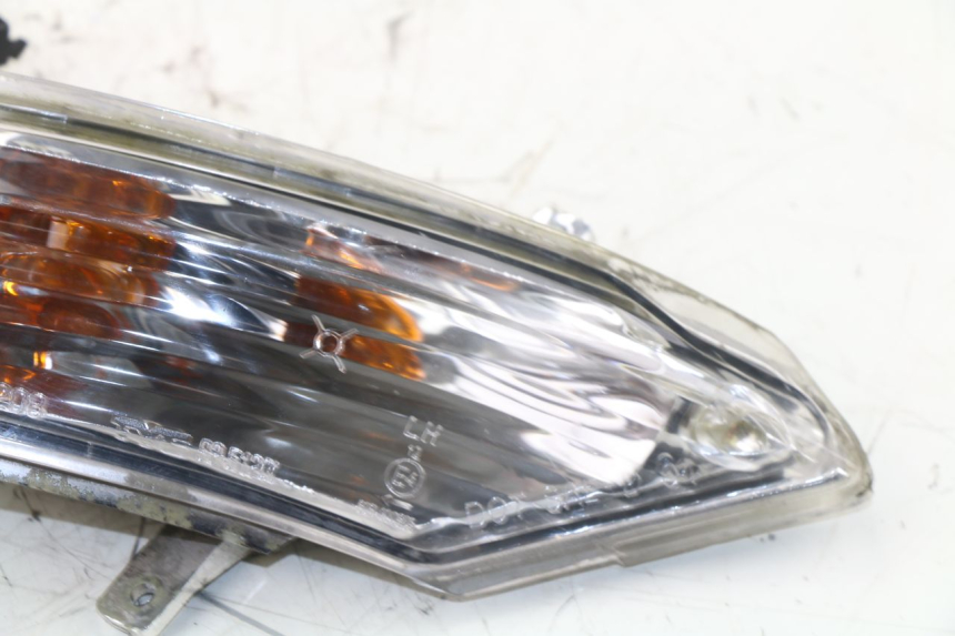 photo de CLIGNOTANT ARRIERE GAUCHE KYMCO GRAND DINK 125 (2008 - 2014)