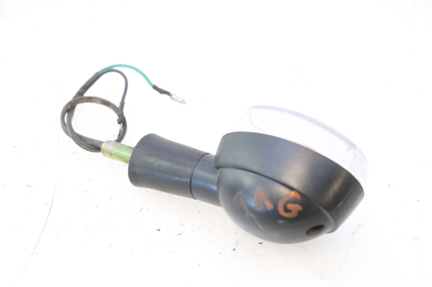 photo de CLIGNOTANT ARRIERE GAUCHE RIDE JUMP 2T 50 (2012 - 2017) - Points de fixation