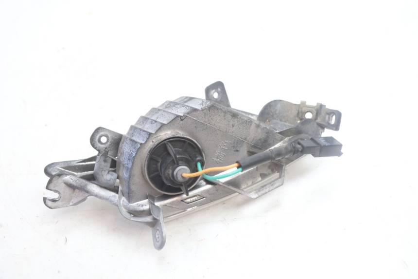 photo de CLIGNOTANT ARRIERE GAUCHE KYMCO LIKE 125 (2009 - 2016) - Autre angle de vue