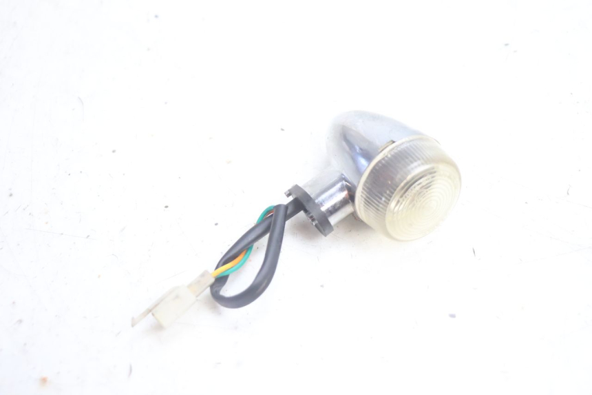 photo de CLIGNOTANT ARRIERE GAUCHE JM MOTORS OLDIES 4T 50 (2020 - 2026) - Autre angle de vue