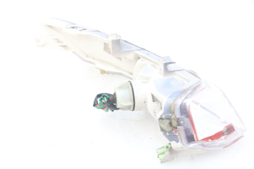 photo de CLIGNOTANT ARRIERE GAUCHE PEUGEOT GEOPOLIS 400 (2007 - 2013)