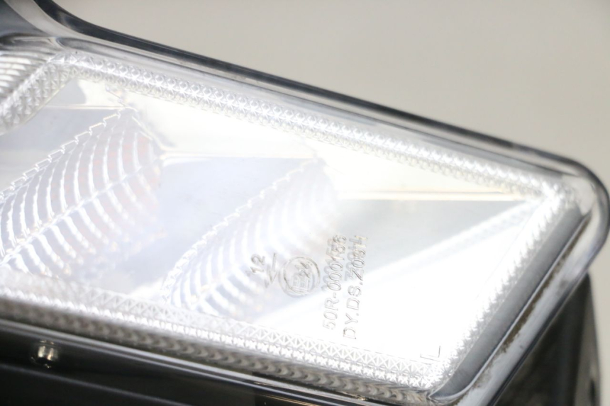 photo de CLIGNOTANT ARRIERE GAUCHE EFUN PUSA 1 - Détail de la pièce