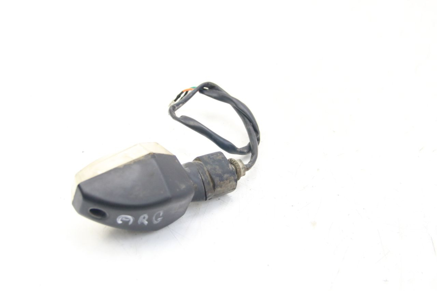 photo de CLIGNOTANT ARRIERE GAUCHE SYM WOLF SB 125 (2011 - 2018)