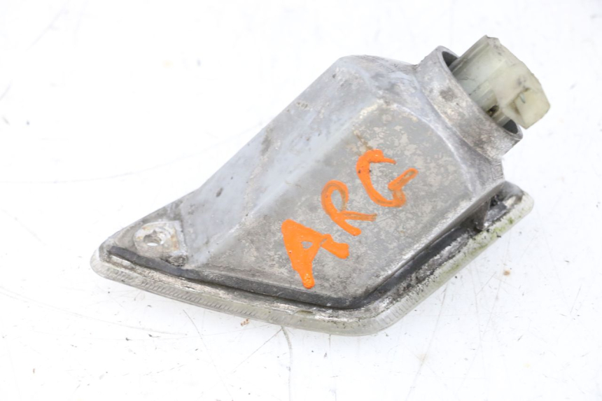 photo de CLIGNOTANT ARRIERE GAUCHE PIAGGIO VESPA GTS SUPER IE 125 (2009 - 2016) - Points de fixation