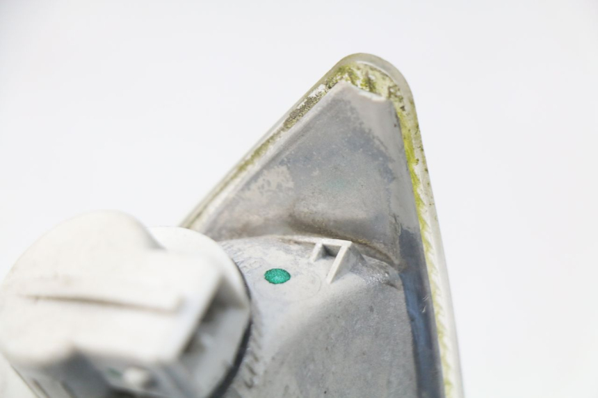 photo de CLIGNOTANT ARRIERE GAUCHE PIAGGIO VESPA LX IE 125 (2010 - 2012)