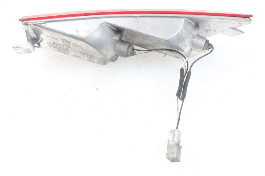 photo de CLIGNOTANT ARRIERE GAUCHE PIAGGIO X8 125 (2004 - 2007)