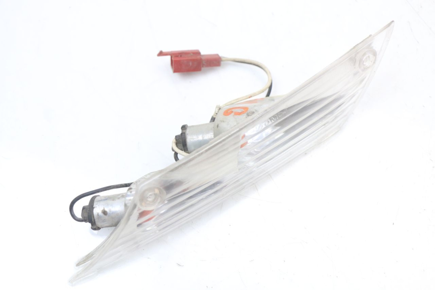 photo de CLIGNOTANT ARRIERE GAUCHE PIAGGIO ZIP 2T 50 (2009 - 2019)