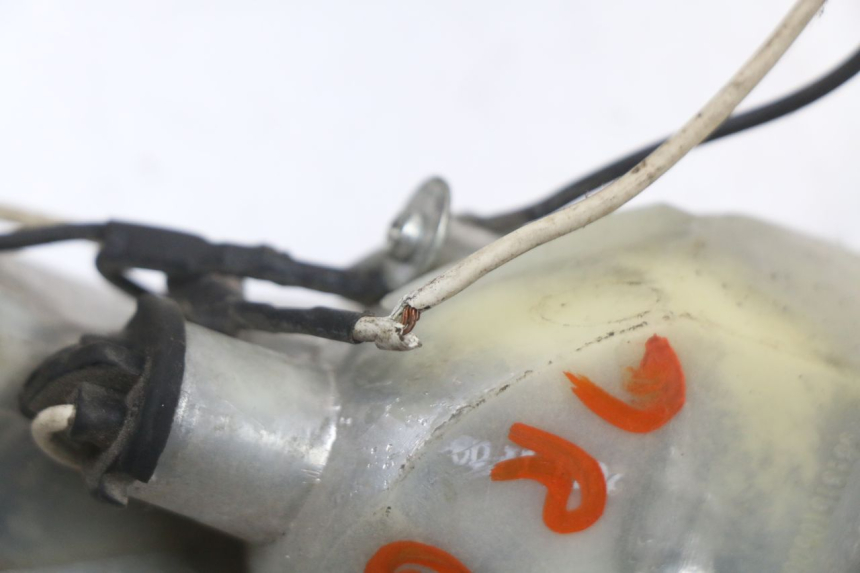 photo de CLIGNOTANT ARRIERE GAUCHE PIAGGIO ZIP 2T 50 (2009 - 2019)