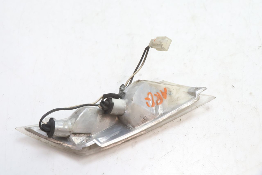 photo de CLIGNOTANT ARRIERE GAUCHE PIAGGIO ZIP 2T 50 (2009 - 2019) - Zoom état d’usage