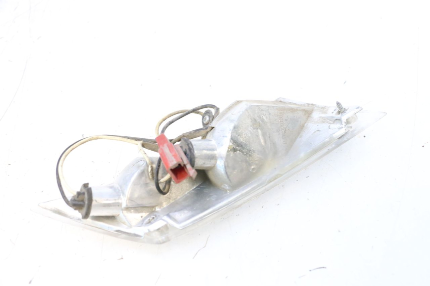 photo de CLIGNOTANT ARRIERE GAUCHE PIAGGIO ZIP 4T 50 (2018 - 2020) - Points de fixation
