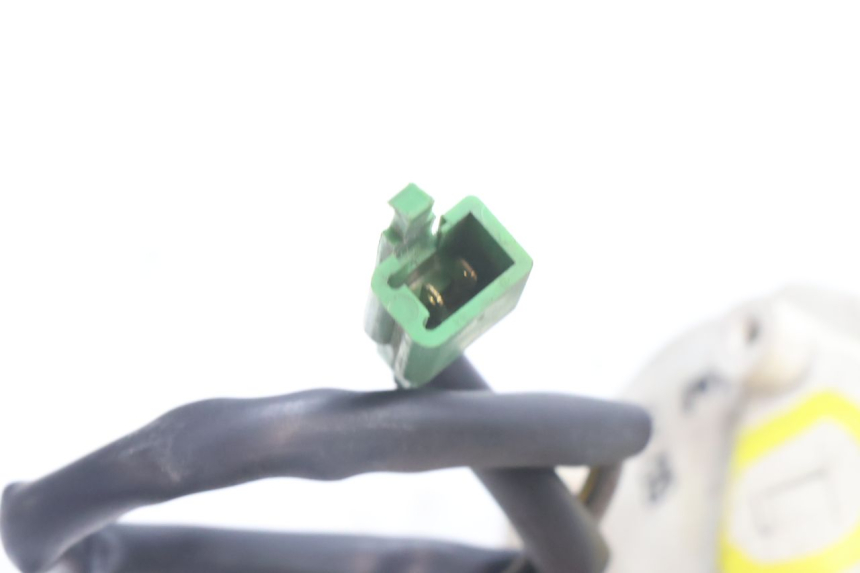 photo de CLIGNOTANT ARRIERE GAUCHE KAWASAKI ZZR 600 (1995 - 2004) - État de surface