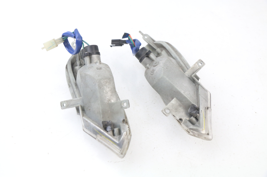 photo de CLIGNOTANT ARRIERE KYMCO GRAND DINK 250 (2002 - 2007)