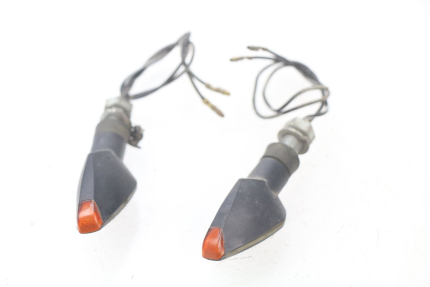 photo de CLIGNOTANT ARRIERE PEUGEOT LUDIX 50 (2008 - 2017)