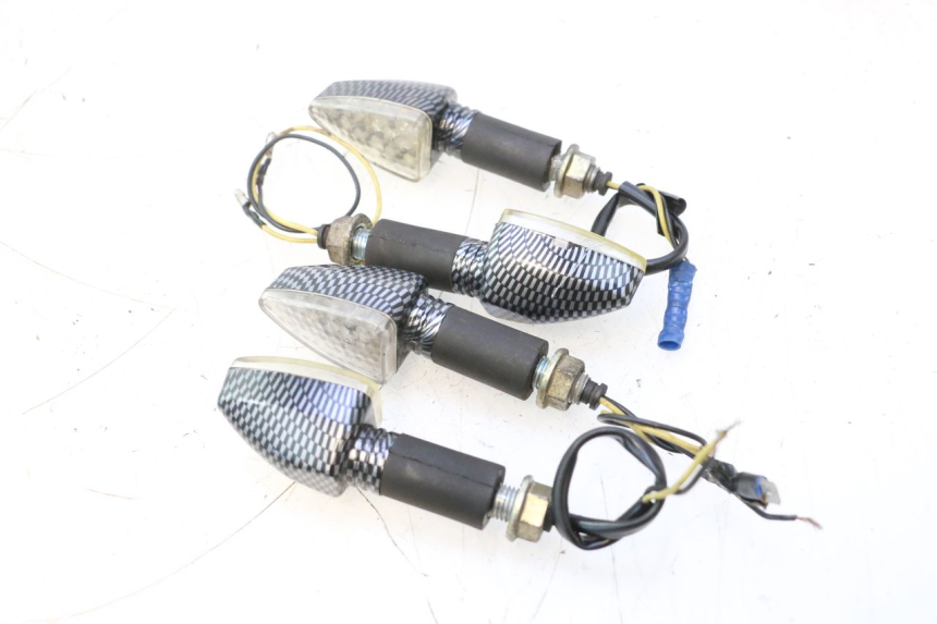 photo de CLIGNOTANT ARRIERE PEUGEOT LUDIX SNAKE 2T 50 (2004 - 2014) - Zoom état d’usage