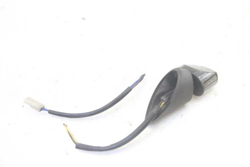 photo de CLIGNOTANT ARRIERE PIAGGIO MP3 500 (2016 - 2018) - Zoom état d’usage