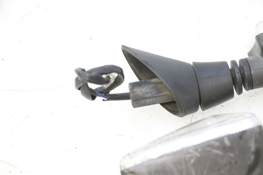 photo de CLIGNOTANT ARRIERE PIAGGIO MP3 500 (2016 - 2018) - Marquages et références