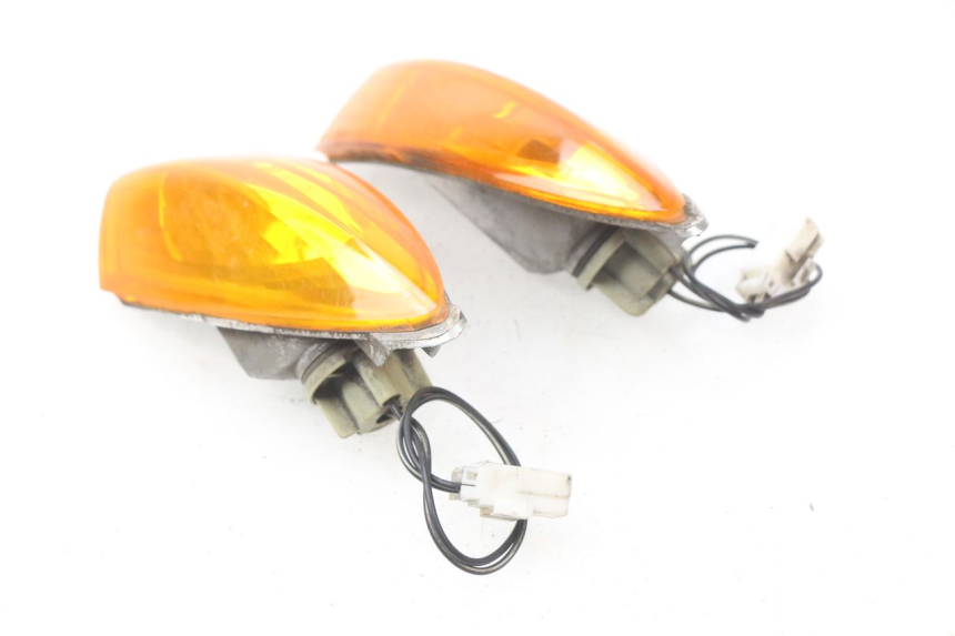 photo de CLIGNOTANT ARRIERE PIAGGIO FLY 125 (2005 - 2012)