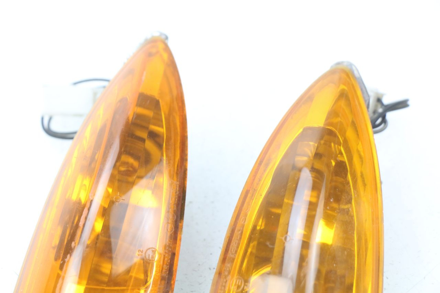 photo de CLIGNOTANT ARRIERE PIAGGIO FLY 125 (2005 - 2012)