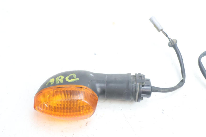 photo de CLIGNOTANT ARRIERE YAMAHA TDM ABS 900 (2002 - 2014) - Zoom état d’usage