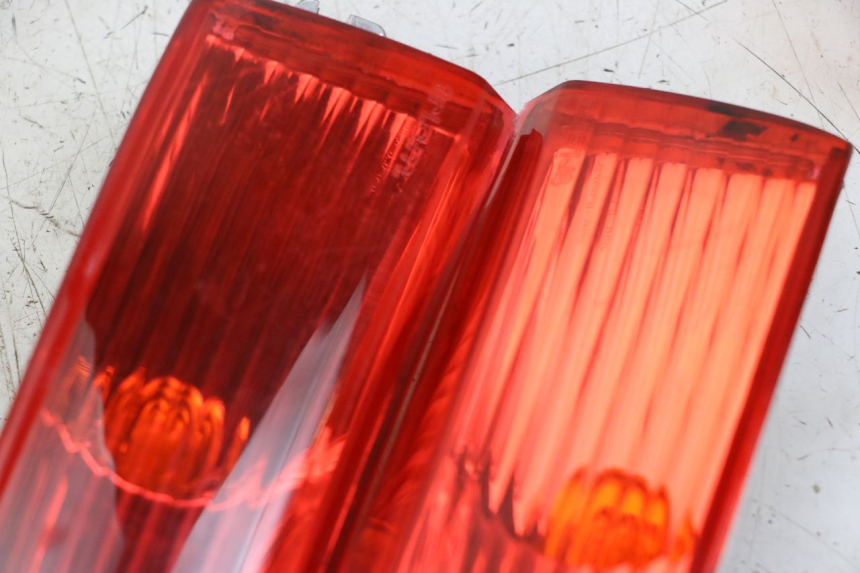 photo de CLIGNOTANT ARRIERE PIAGGIO XEVO - X EVO 125 (2007 - 2016) - Zoom état d’usage