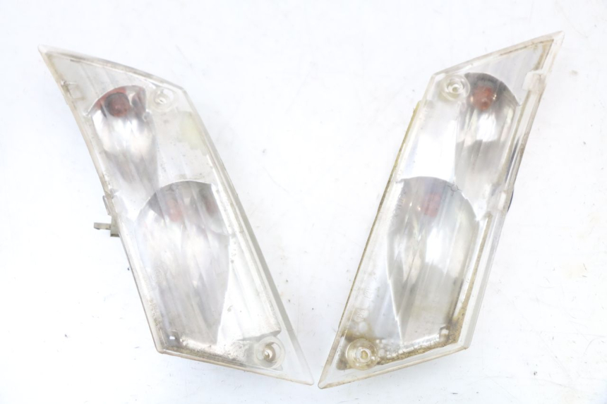 photo de CLIGNOTANT ARRIERE PIAGGIO ZIP 2T 50 (2009 - 2019) - Vue principale