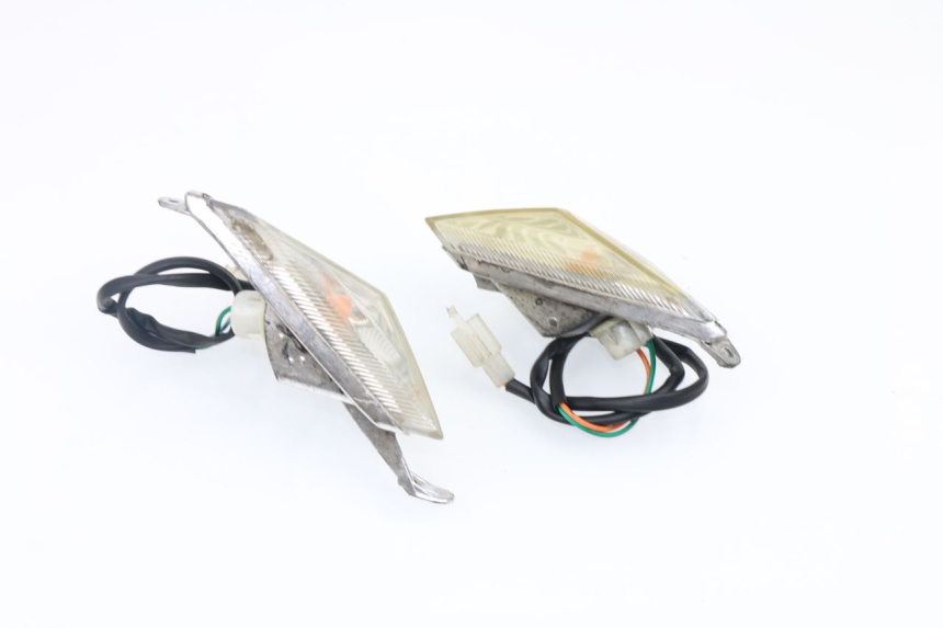 photo de CLIGNOTANT ARRIERE ZNEN JET R 50 (2012 - 2018)