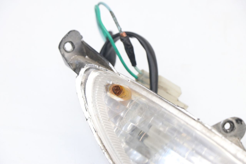 photo de CLIGNOTANT AVANT BAOTIAN TRAVEL SPIRIT 50 (2010 - 2012)