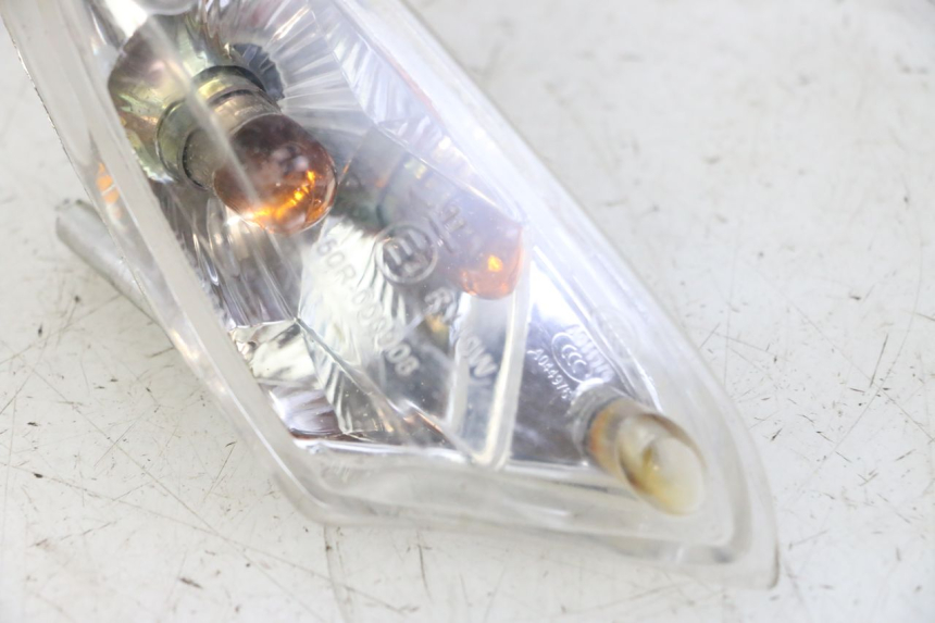 photo de CLIGNOTANT AVANT DROIT KYMCO AGILITY 4T 50 (2005 - 2018)