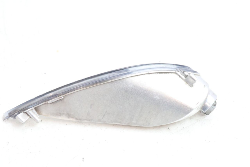 photo de CLIGNOTANT AVANT DROIT APRILIA ATLANTIC S 125 (2010 - 2013) - Autre angle de vue
