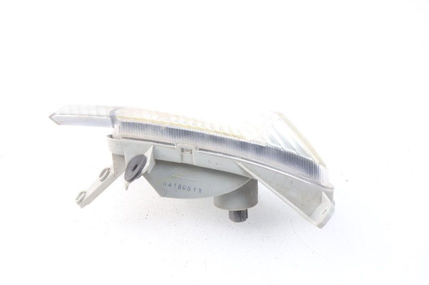 photo de CLIGNOTANT AVANT DROIT SUZUKI BURGMAN 125 (2007 - 2014)