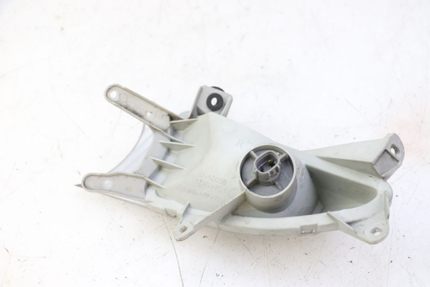 photo de CLIGNOTANT AVANT DROIT SUZUKI BURGMAN 125 (2007 - 2014)