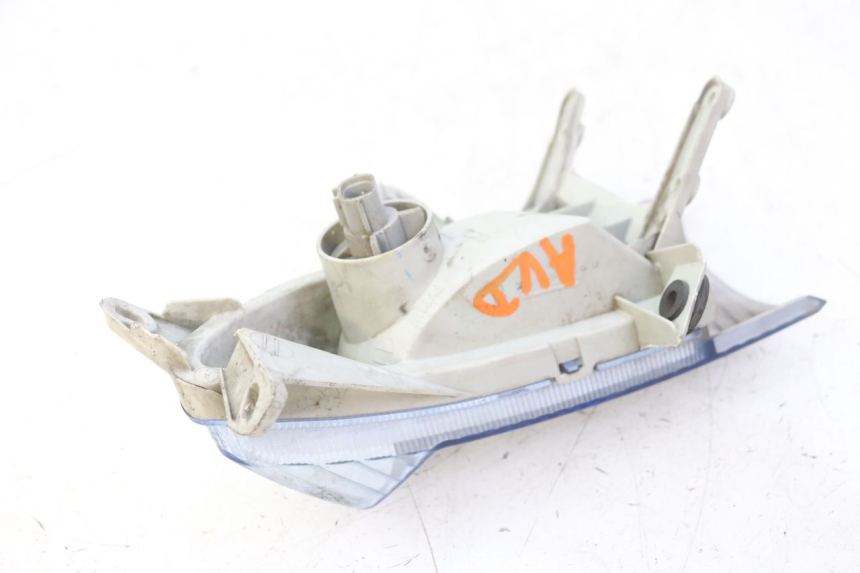 photo de CLIGNOTANT AVANT DROIT SUZUKI BURGMAN 125 (2007 - 2014)