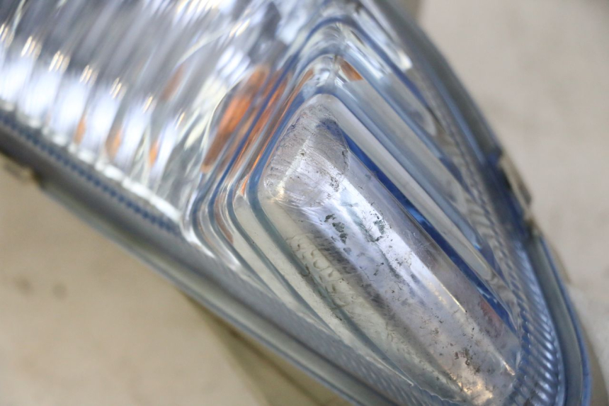 photo de CLIGNOTANT AVANT DROIT SUZUKI BURGMAN 125 (2007 - 2014)