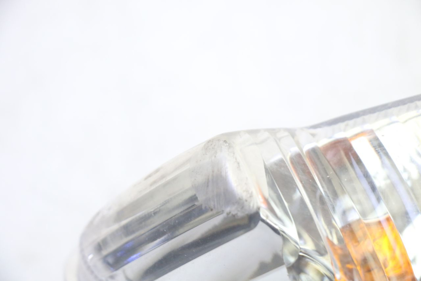 photo de CLIGNOTANT AVANT DROIT SUZUKI BURGMAN 125 (2007 - 2014) - Détail de la pièce