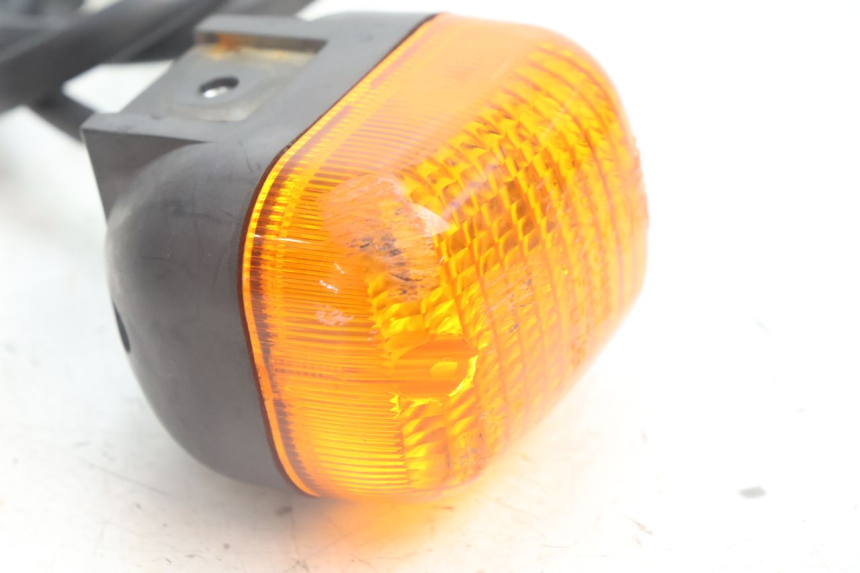 photo de CLIGNOTANT AVANT DROIT YAMAHA BW'S BWS 125 (2010 - 2013) - Autre angle de vue
