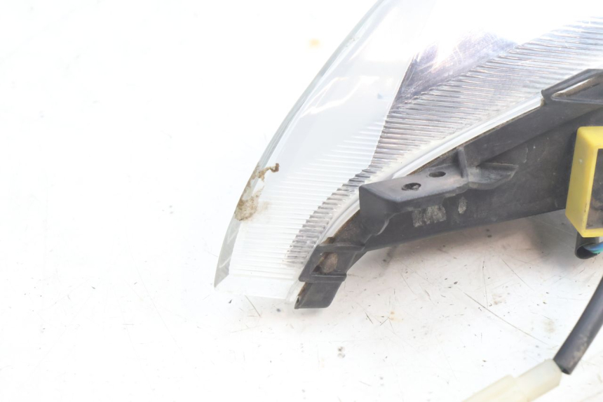 photo de CLIGNOTANT AVANT DROIT PEUGEOT CITYSTAR 2T 50 (2018 - 2021) - Gros plan technique