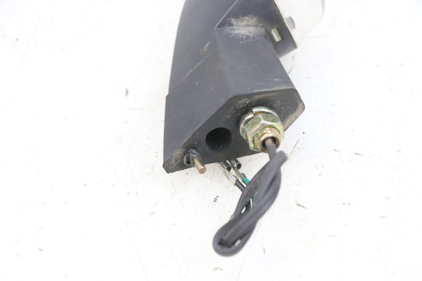 photo de CLIGNOTANT AVANT DROIT KSR CODE 125 (2018 - 2020) - Gros plan technique