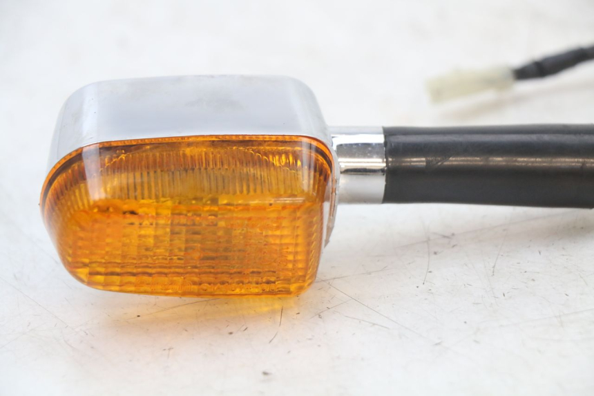 photo de CLIGNOTANT AVANT DROIT ROYAL ENFIELD CONTINENTAL GT 650 (2019 - 2024) - Zoom état d’usage
