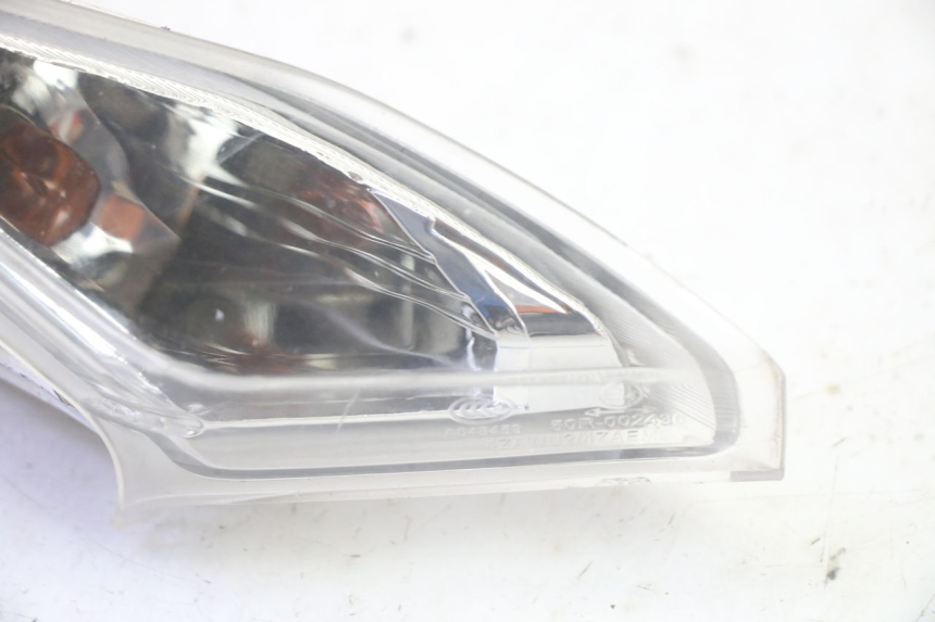 photo de CLIGNOTANT AVANT DROIT SYM CROX 4T 50 (2016 - 2023) - Zoom état d’usage