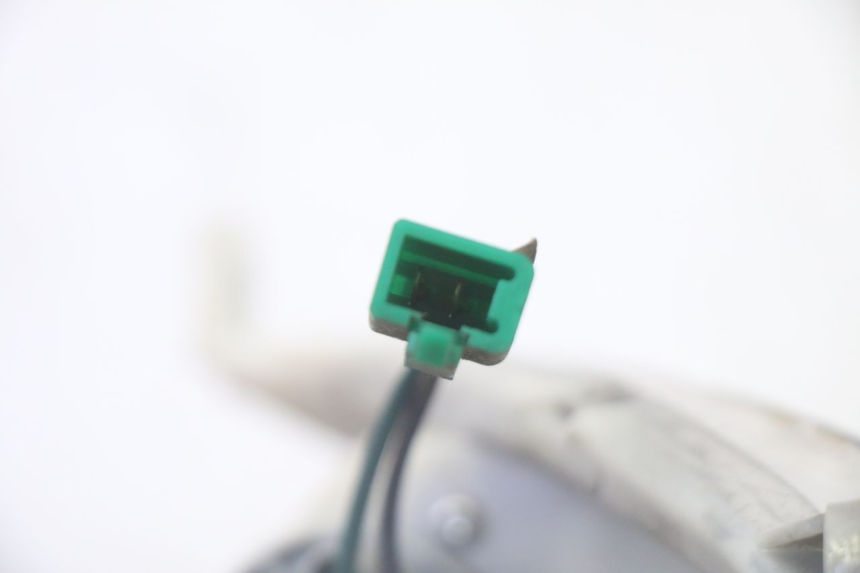 photo de CLIGNOTANT AVANT DROIT YAMAHA CYGNUS X INJECTION 125 (2007 - 2013)