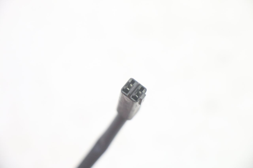 photo de CLIGNOTANT AVANT DROIT SUZUKI DL V STROM 1000 (2002 - 2007) - Gros plan technique