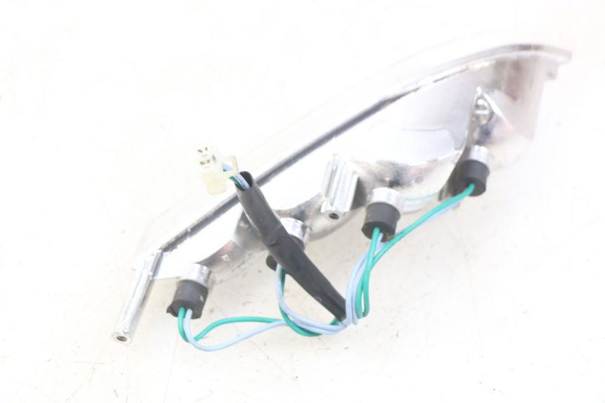 photo de CLIGNOTANT AVANT DROIT PEUGEOT E-VIVACITY 1 (2012 - 2018)