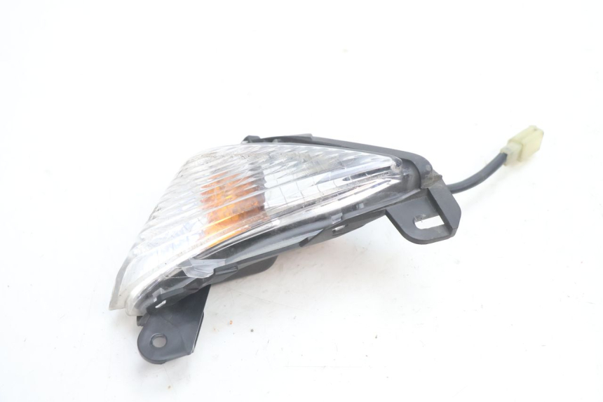 photo de CLIGNOTANT AVANT DROIT KAWASAKI ER-6 ER6 N 650 (2005 - 2009) - Autre angle de vue