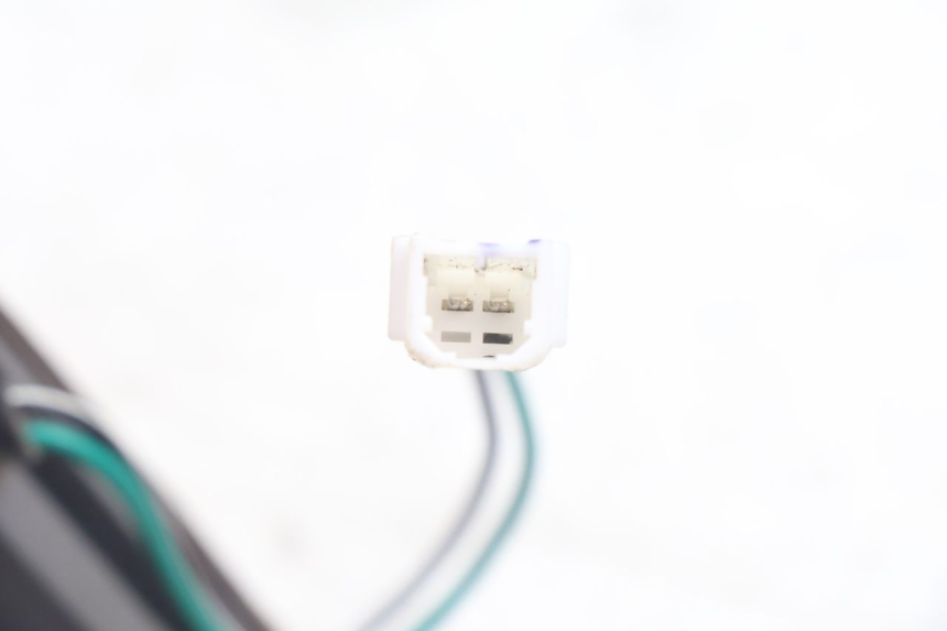 photo de CLIGNOTANT AVANT DROIT ASKOLL ESPRO 1 - Points de fixation