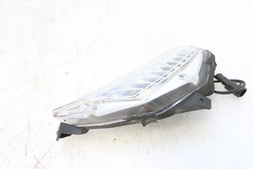 photo de CLIGNOTANT AVANT DROIT KEEWAY F-ACT FACT EVO 50 (2020 - 2026) - État de surface